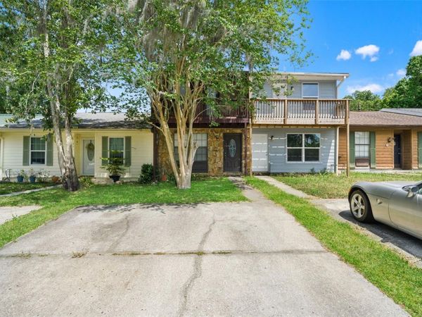 843 VILLAGE DRIVE, BROOKSVILLE, FL 34601