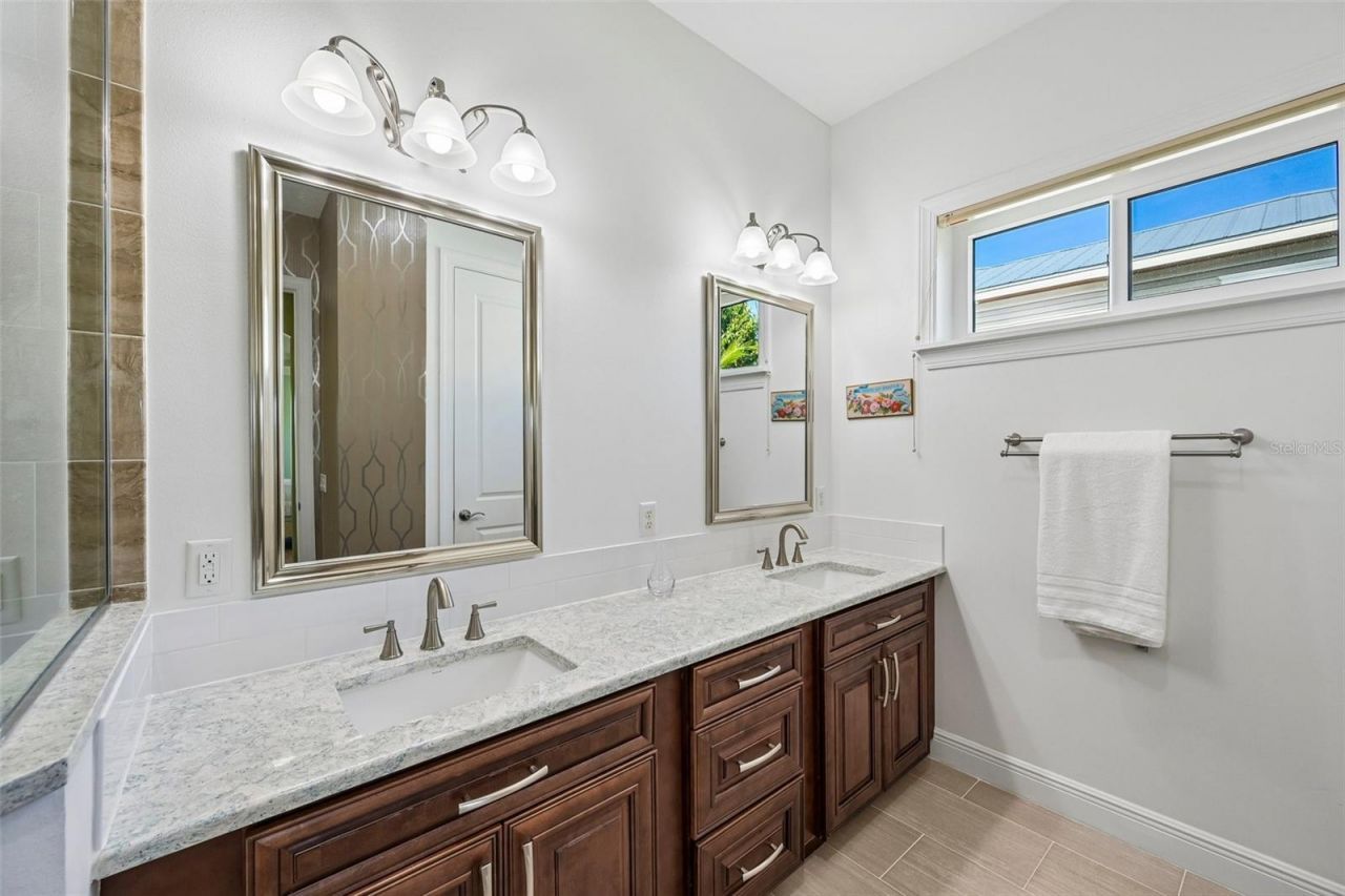 8174 17th Avenue W, Bradenton, FL 34209 Photo