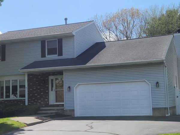 7 Berkshire Drive, Albany, NY 12205