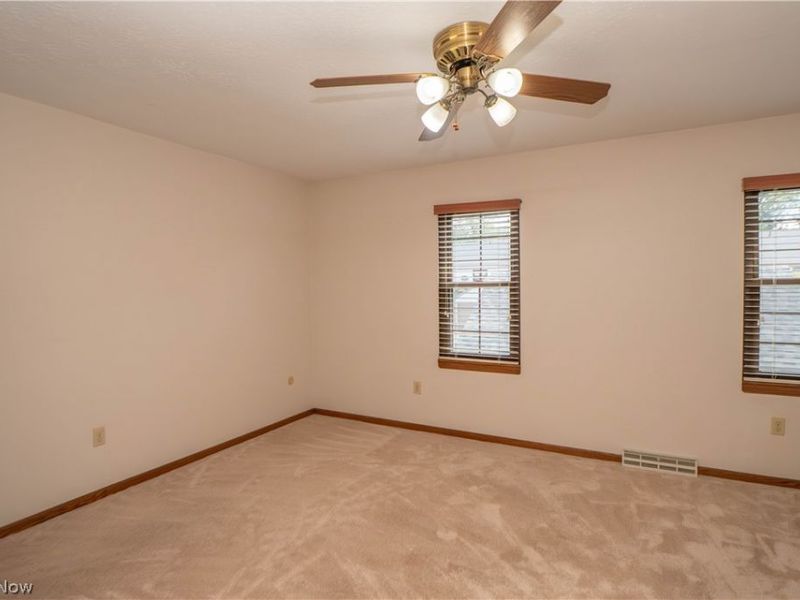 1836 Beechwood Avenue NE, North Canton, OH 44720 Photo 17
