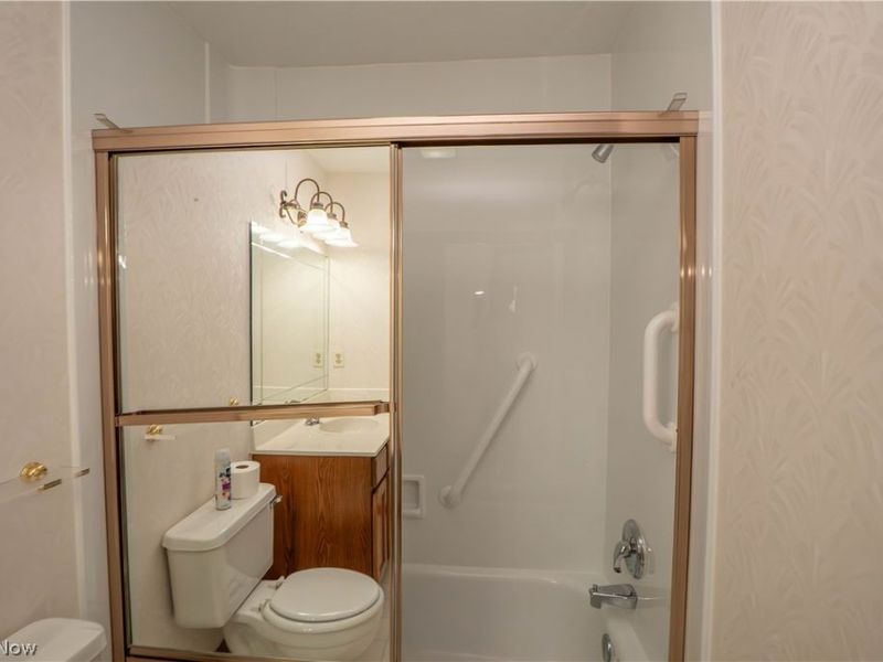 1836 Beechwood Avenue NE, North Canton, OH 44720 Photo 23