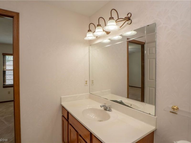 1836 Beechwood Avenue NE, North Canton, OH 44720 Photo 24