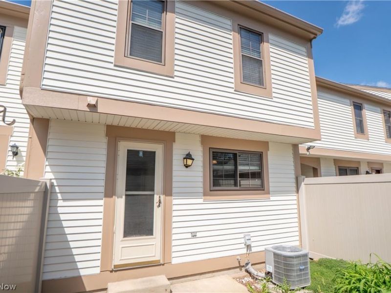 1836 Beechwood Avenue NE, North Canton, OH 44720 Photo 25