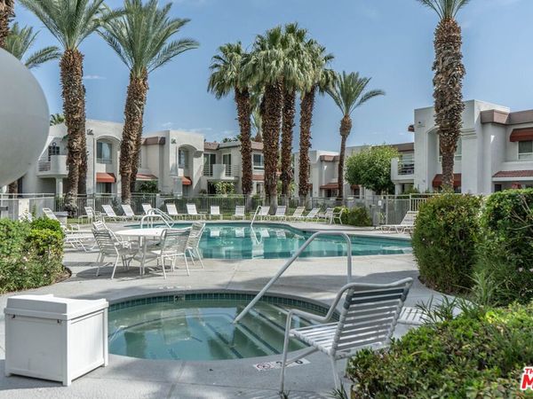 401 S El Cielo Road, Unit 11, Palm Springs, CA 92262