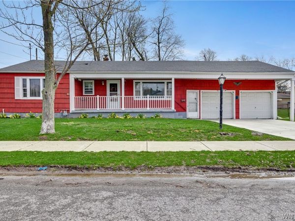 101 Kennedy Road, Buffalo, NY 14227