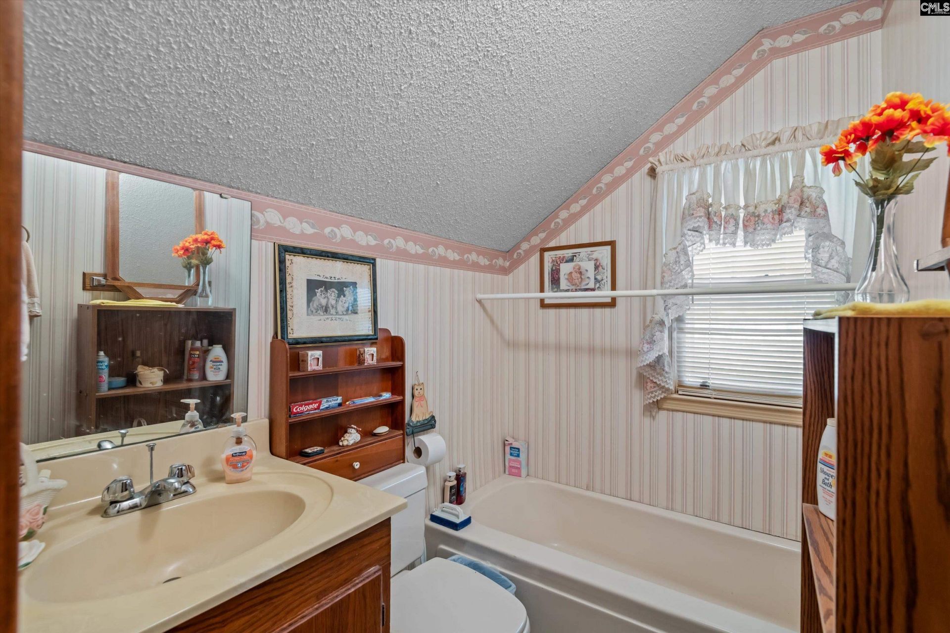 1009 Lafayette Avenue Photo 23