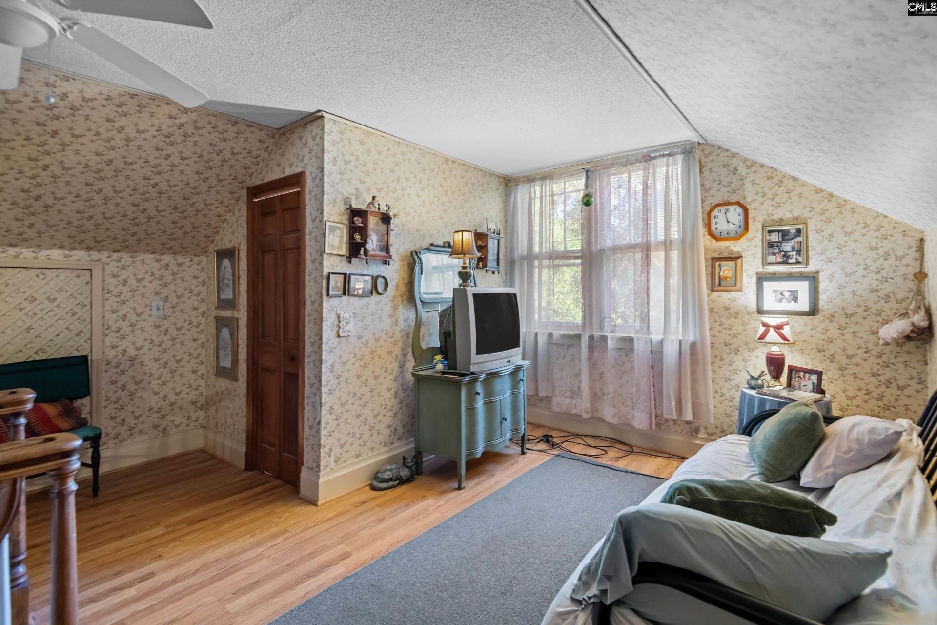 1009 Lafayette Avenue  Photo 25