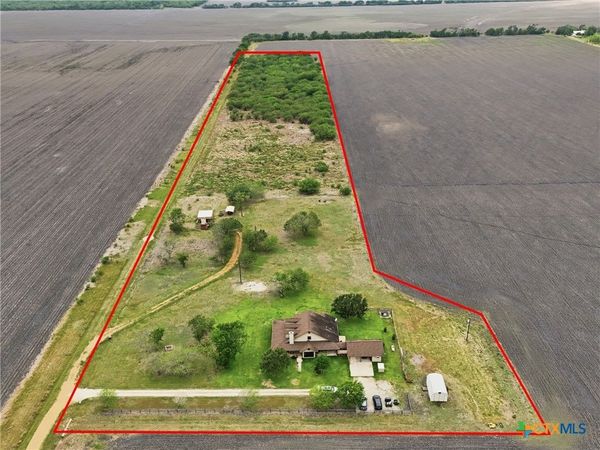 457 & 459 Buentello Road, Victoria, TX 77905