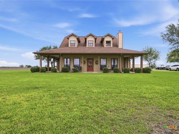 457 & 459 Buentello Road, Victoria, TX 77905