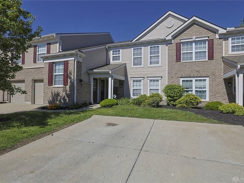1545 Weatherstone Circle, Monroe, OH 45050 Photo 1