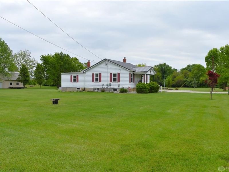 3495 Tipp Cowlesville Road, Tipp City, OH 45371 Photo 2