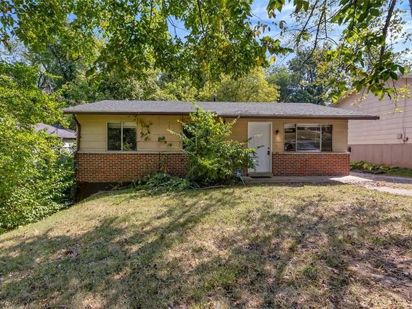 10062 Bon Oak Drive , St Louis, MO 63136