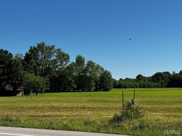 2221 County Road 608 , Poplar Bluff, MO 63901