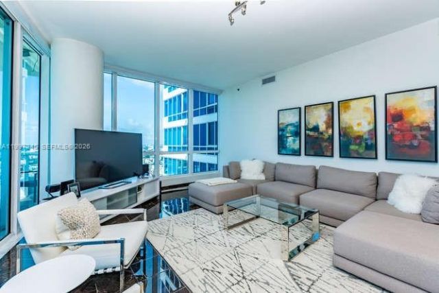 100 S Pointe Dr , Unit 3101, Miami Beach, FL 33139 Photo
