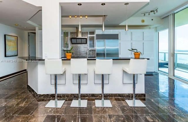 100 S Pointe Dr, Unit 3101, Miami Beach, FL 33139 Photo