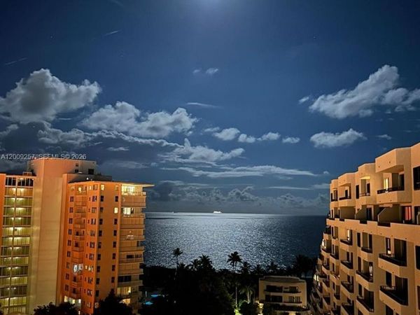 251 Crandon Blvd , Unit 1105, Key Biscayne, FL 33149
