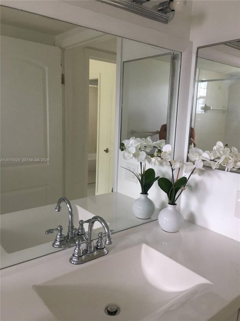 7995 SW 86th St , Unit 322, Miami, FL 33143 Photo