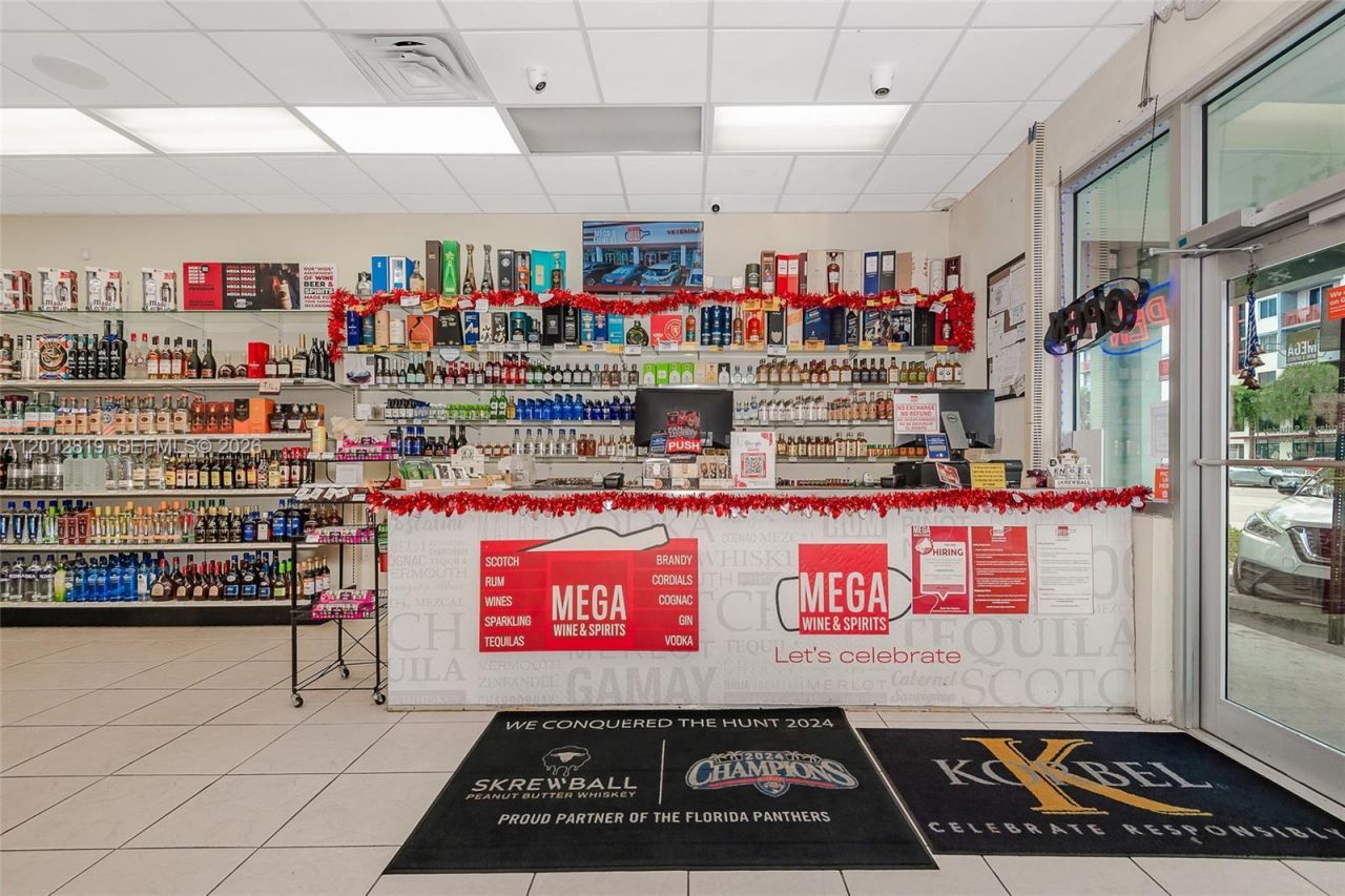 3941 NW 7 St , Miami, FL 33126 Photo