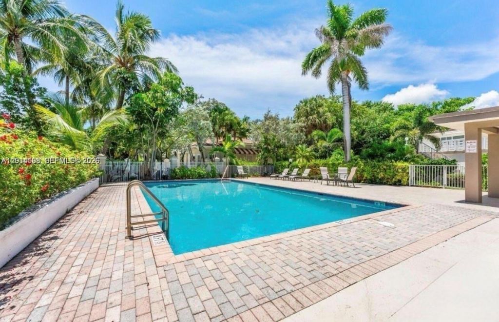 1203 Hillsboro Mile, Unit P2, Hillsboro Beach, FL 33062 Photo