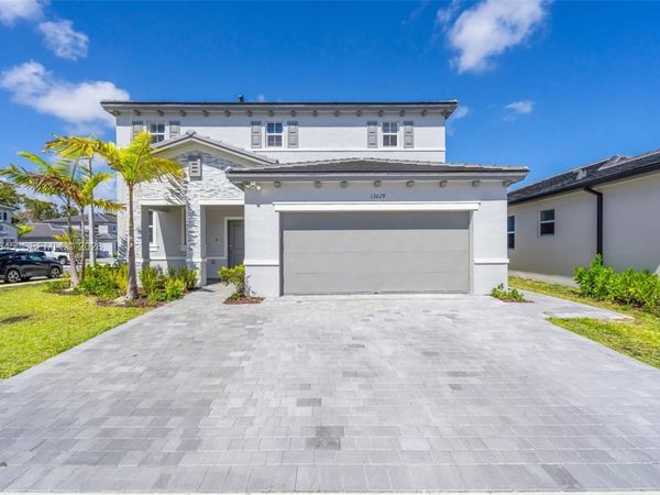 13629 SW 186th Ln , Miami, FL 33177