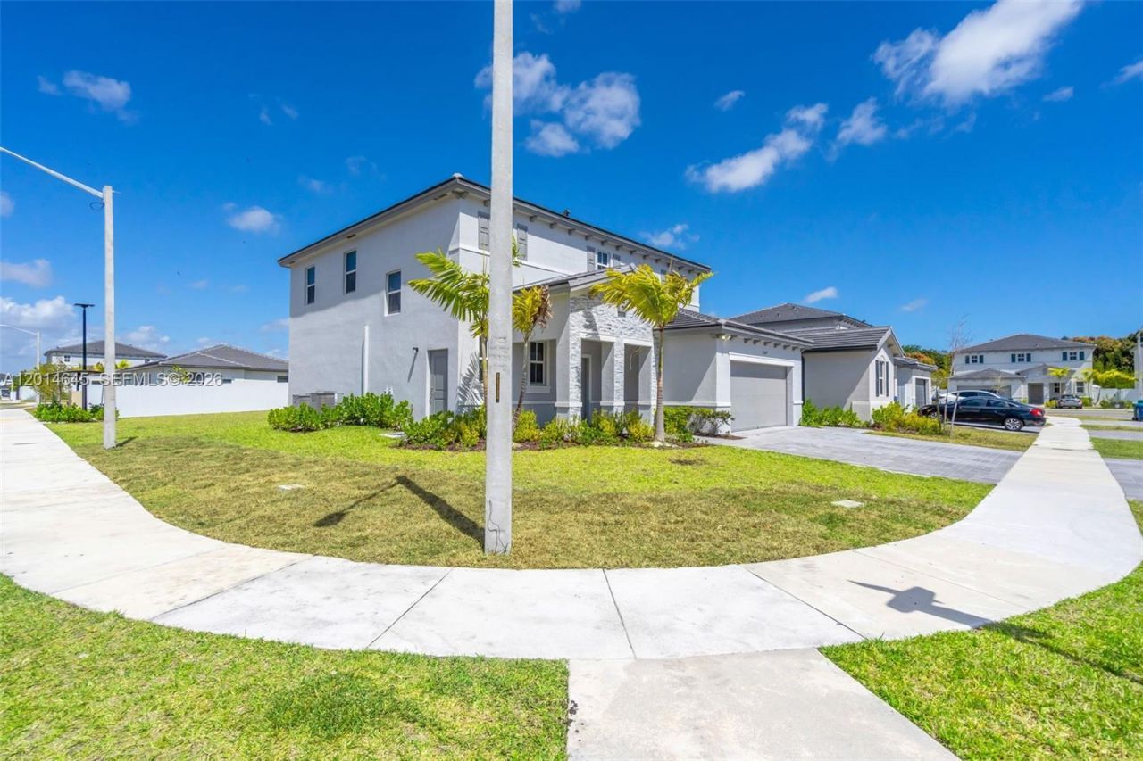 13629 SW 186th Ln, Miami, FL 33177 Photo