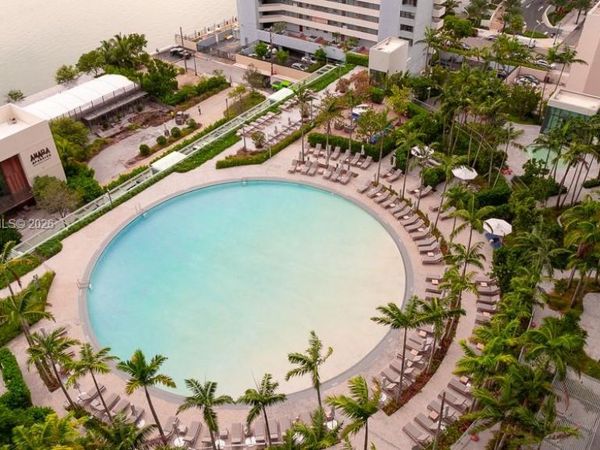 650 NE 32nd St , Unit 1702, Miami, FL 33137