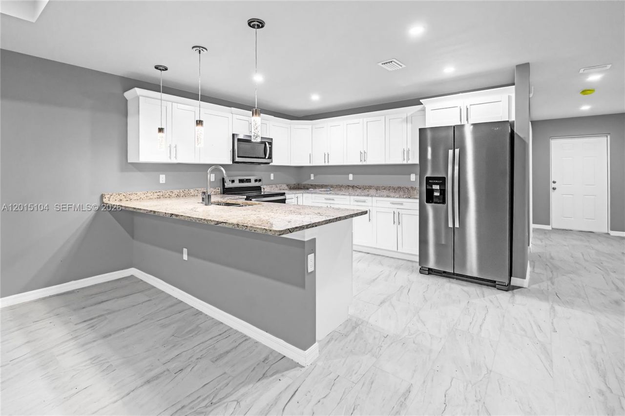 3510 S Grimsley Ct, Fort Myers, FL 33916 Photo