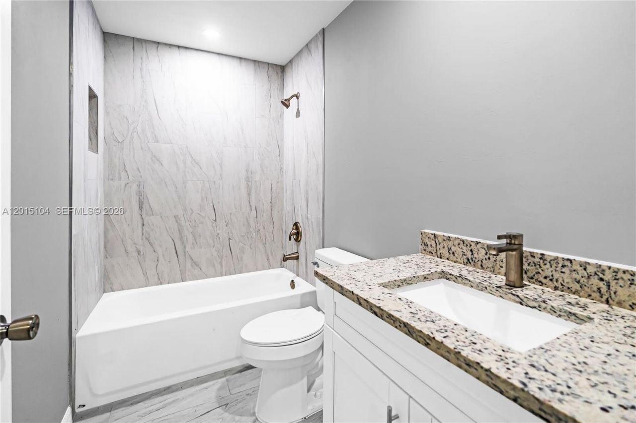 3510 S Grimsley Ct, Fort Myers, FL 33916 Photo