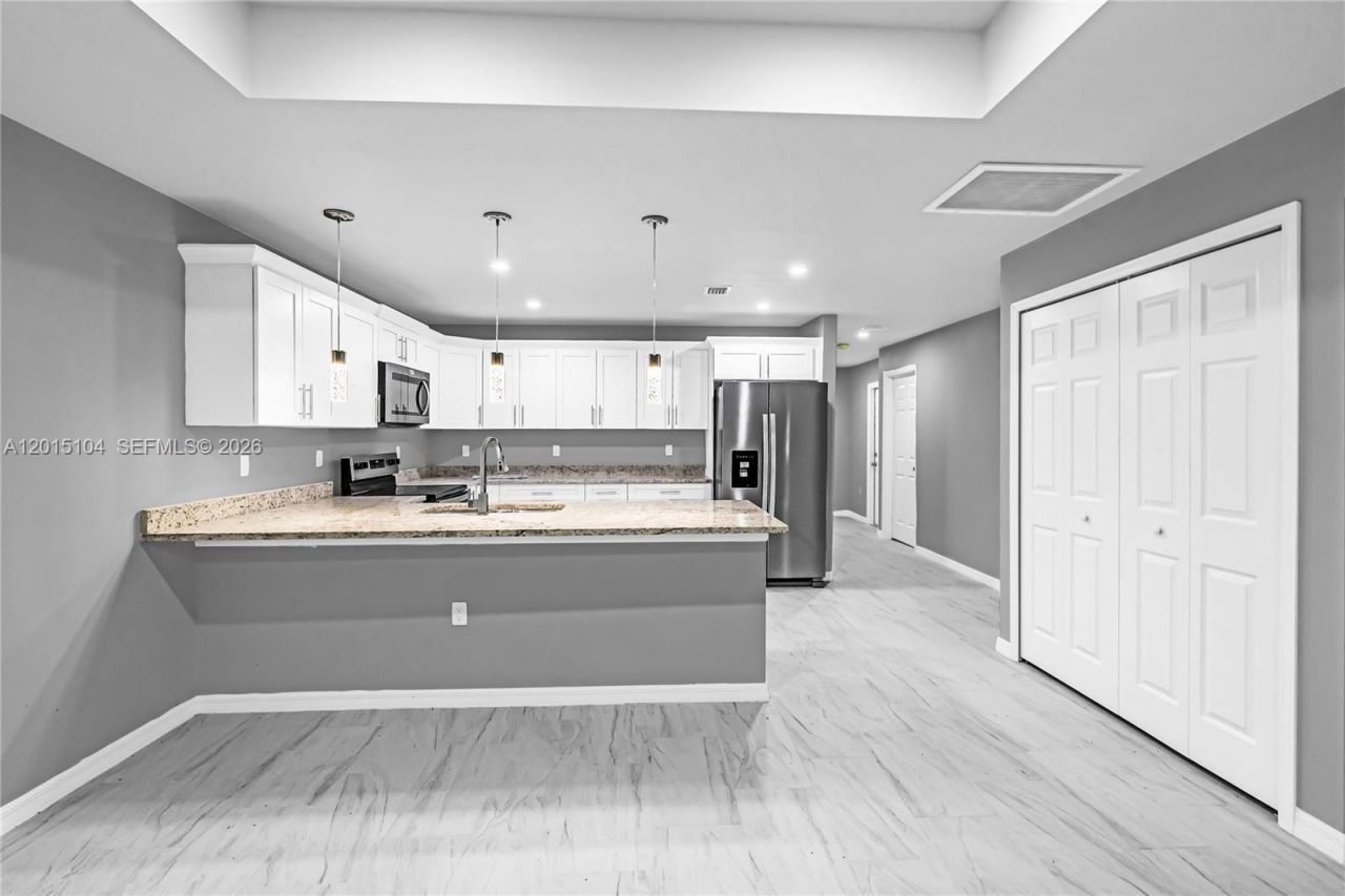 3510 S Grimsley Ct, Fort Myers, FL 33916 Photo