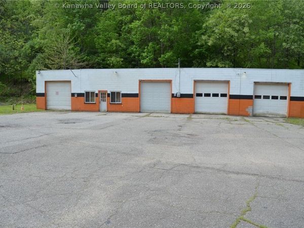 46 Arnoldsburg Road, Spencer, WV 25276