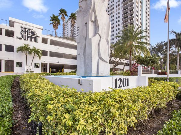 1201 S Ocean Drive, Unit 2509s, Hollywood, FL 33019