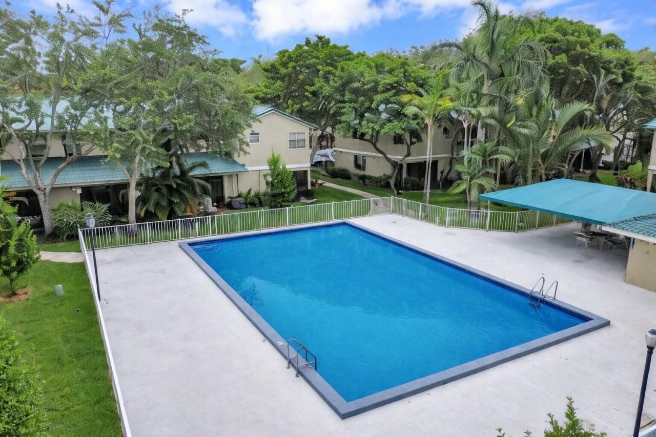 576 Westree Lane, Plantation, FL 33324 Photo