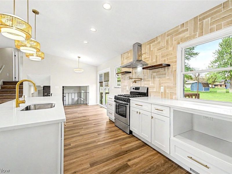 913 Sherwood Drive, Macedonia, OH 44056 Photo 6