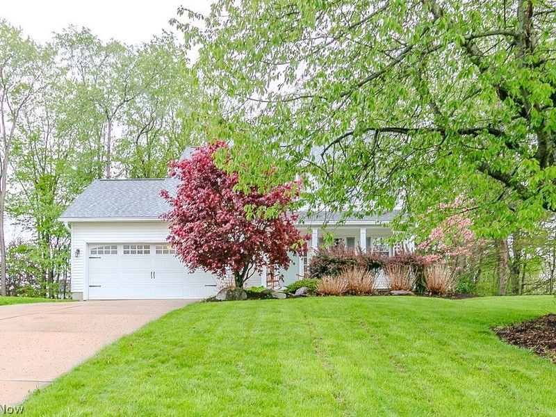 102 Saw Mill Bend, Chardon, OH 44024 Photo 2
