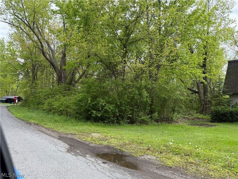 1445 Parkview Drive, Madison, OH 44057 Photo 7