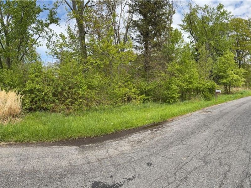 1445 Parkview Drive, Madison, OH 44057 Photo 9
