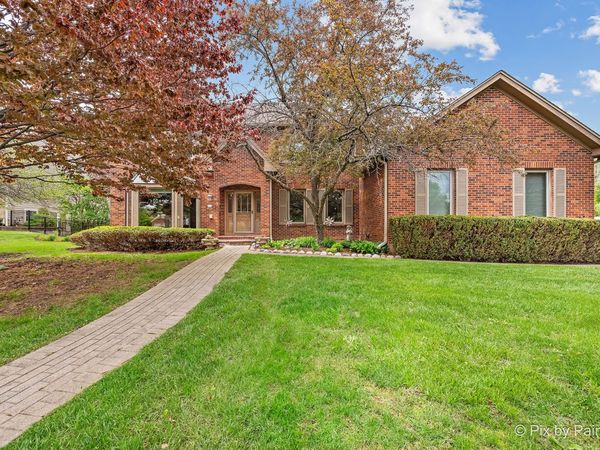 14 Hampton Court , Algonquin, IL 60102