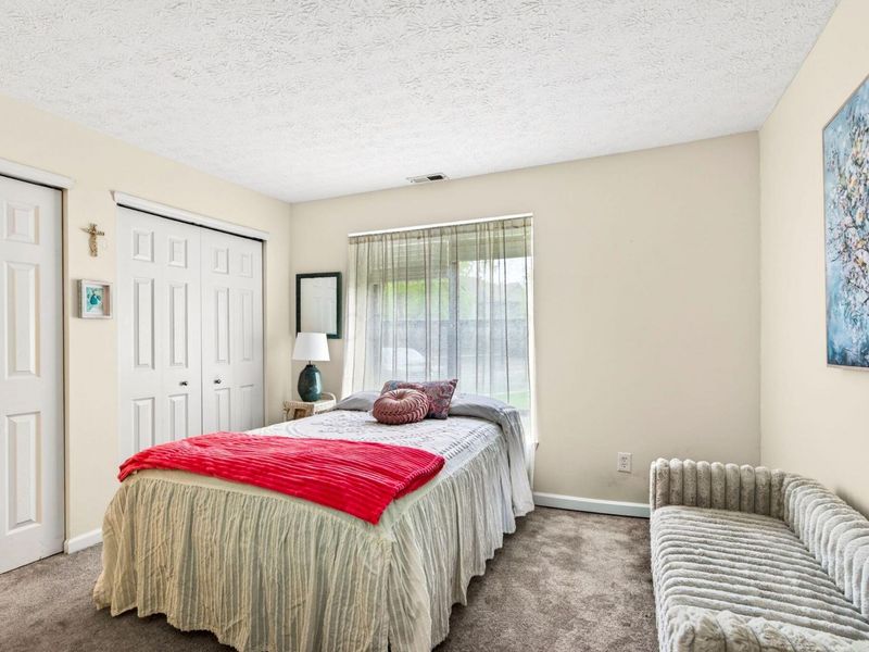 5324 Stonemeadow Avenue , Unit #A, Columbus, OH 43220 Photo 11