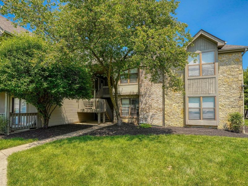 5324 Stonemeadow Avenue , Unit #A, Columbus, OH 43220 Photo 23