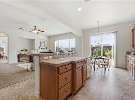 492 Lone Spur Dr, Folsom, CA 95630 Photo