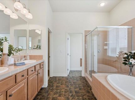 492 Lone Spur Dr, Folsom, CA 95630 Photo