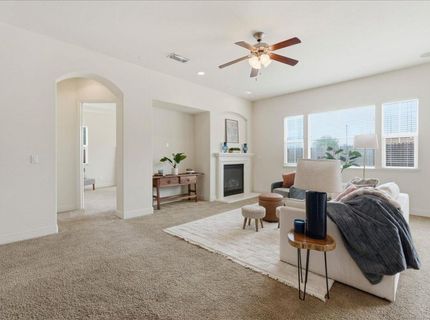 492 Lone Spur Dr, Folsom, CA 95630 Photo