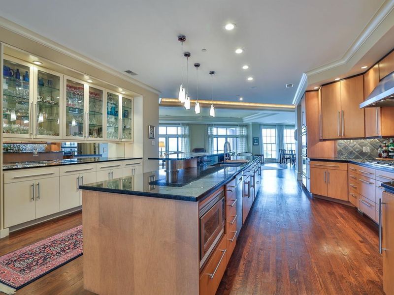 100 W Rivercenter Boulevard, Unit PH3B, Covington, KY 41011 Photo 15