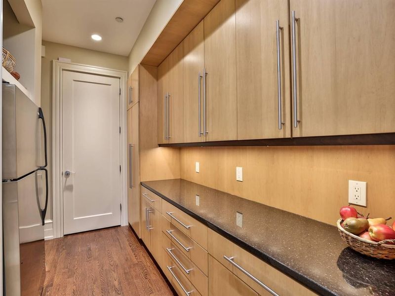 100 W Rivercenter Boulevard, Unit PH3B, Covington, KY 41011 Photo 19