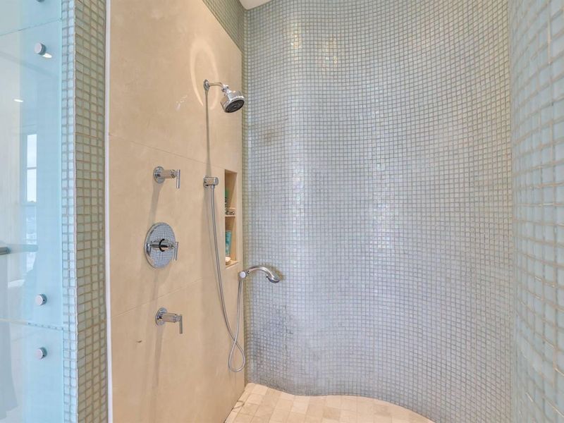 100 W Rivercenter Boulevard, Unit PH3B, Covington, KY 41011 Photo 36