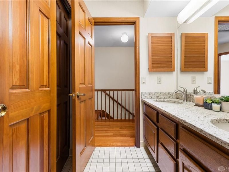 9701 Loveland Madeira Road, Symmes Township, OH 45140 Photo 45