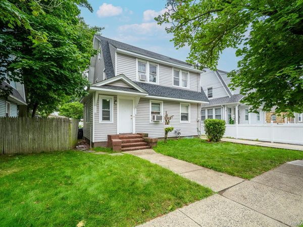 295 Washington Street , Hempstead, NY 11550