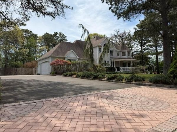 15 Fawn Crossing, Wading River, NY 11792