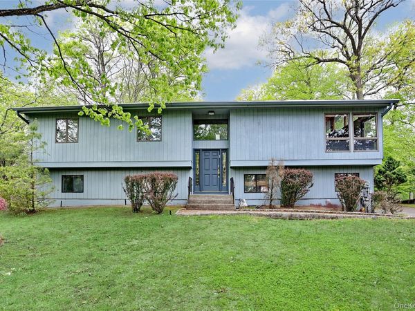 23 Sherwood Ridge Road , Pomona, NY 10970