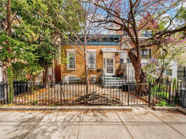 3217 46th Street , Astoria, NY 11103